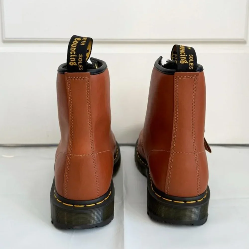 ***Sold***Dr Martens Unisex Tan Winter Grip 1460 DM-Lace-up Leather Boots - Picture 4 of 11